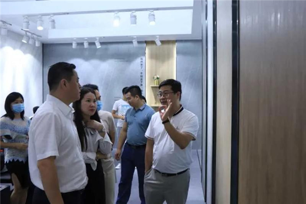 5全国工商联家具装饰业商会.jpg