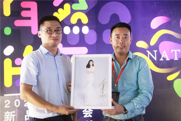 图片8.jpg